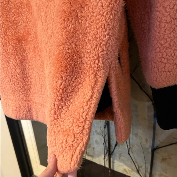 Lula Roe size Medium pullover - Picture 4 of 5